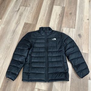 Men’s North face down jacket size M